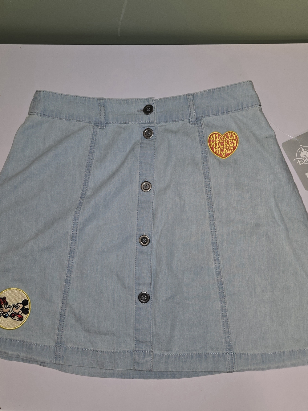 NWT Disney Parks Mickey & Minnie Mouse Patches Button-Front Denim Skirt Medium